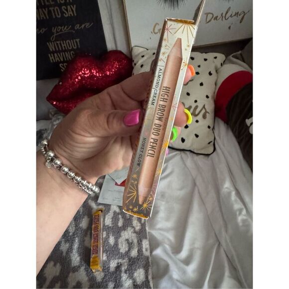 Makeup skin beauty bundle lot - benefit high brow almond glow cosRx acne patch - Picture 4 of 11